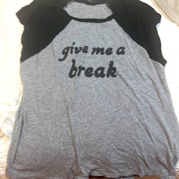 Grunge t-shirt for casual “Give Me A Break” - Picture 1 of 3